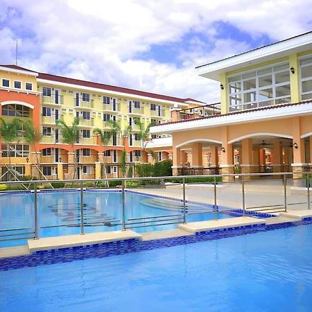 Ar02 1Bedroom Condo Unit With Free Pool, Hbo, Netflix & Wifi Davao City المظهر الخارجي الصورة