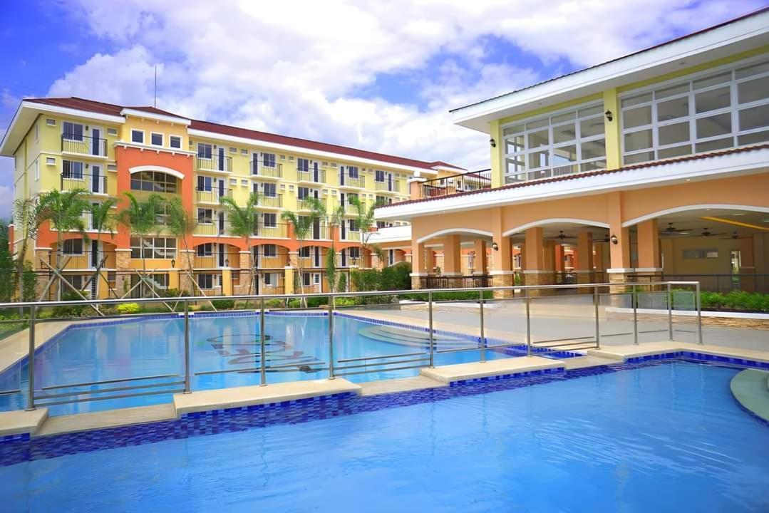 Ar02 1Bedroom Condo Unit With Free Pool, Hbo, Netflix & Wifi Davao City المظهر الخارجي الصورة