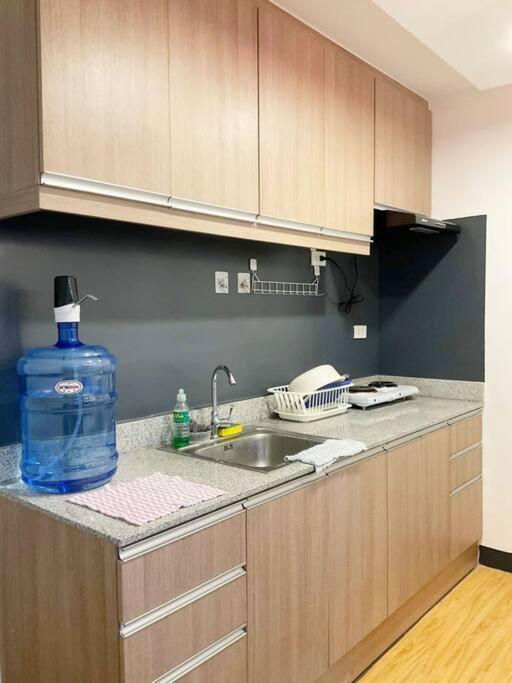 Ar02 1Bedroom Condo Unit With Free Pool, Hbo, Netflix & Wifi Davao City المظهر الخارجي الصورة